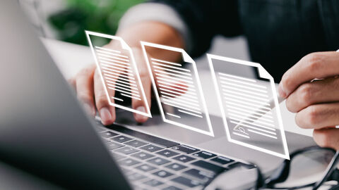 Arbeit am Laptop. Arbeit am Laptop.